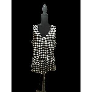 Joe Fresh Embroidered Black & White Checkered V Neck, Size L/G